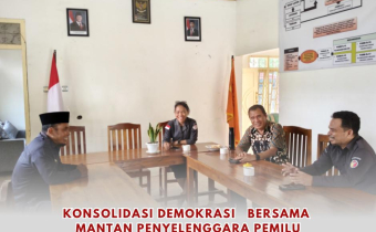 Bawaslu Manggarai Barat Terima Kunjjungan Mantan Penyelenggara Pemilu, Bahas Konsolidasi Demokrasi