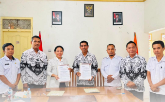 Bawaslu Manggarai Barat dan PGRI Teken Kerja Sama Perkuat Pendidikan Politik Dan Pengawasan Partisipatif