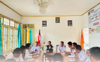 Tindak Lanjuti Rapat Pleno, Bawaslu Manggarai Barat Gelar Rapat Bersama Sekretariat
